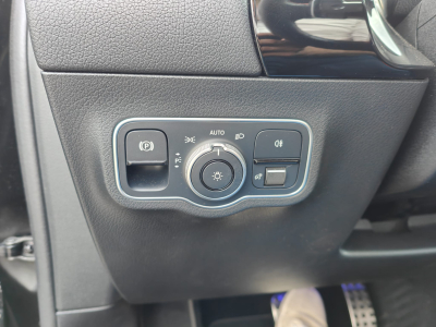 Mercedes-Benz GLA 200 GLA 200 7G-DCT PACK AMG CARPLAY GPS SIEGE CHAUFFANTS