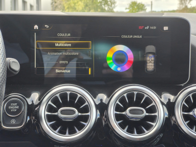 Mercedes-Benz GLA 200 GLA 200 7G-DCT PACK AMG CARPLAY GPS SIEGE CHAUFFANTS