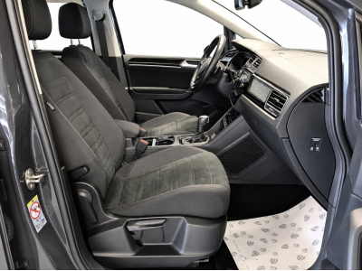 Volkswagen Touran NEW MODEL 2.0 TDI 150 DSG R-LINE 7 SITZE IQ LIGHT NAVI