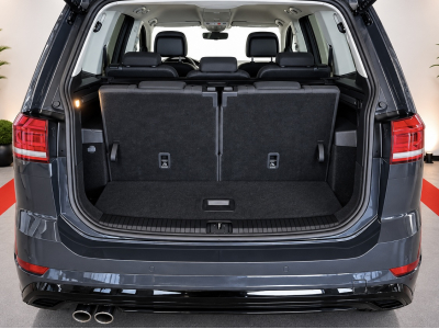Volkswagen Touran NEW MODEL 2.0 TDI 150 DSG R-LINE 7 SITZE IQ LIGHT NAVI