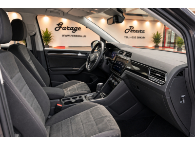 Volkswagen Touran NEW MODEL 2.0 TDI 150 DSG R-LINE 7 SITZE IQ LIGHT NAVI