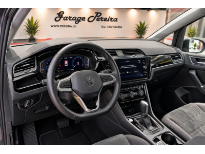Volkswagen Touran NEW MODEL 2.0 TDI 150 DSG R-LINE 7 SITZE IQ LIGHT NAVI