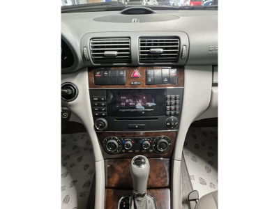 Mercedes-Benz C 240 V6 AUTO CUIR 1 HAND new Model