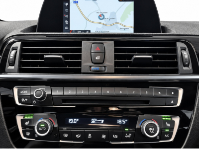 BMW 120 i FACELIFT AUTO LED NAVI
