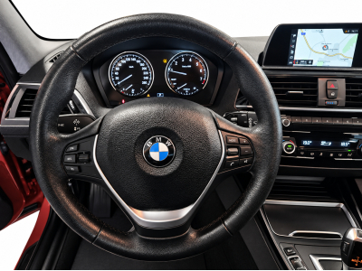 BMW 120 i FACELIFT AUTO LED NAVI