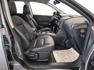 Nissan Qashqai 2.0 dCi 150 BOSE EDITION PANO CUIR NAVI 1 HAND