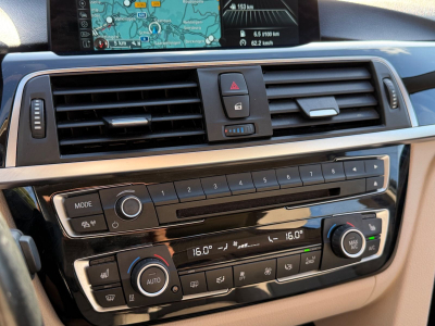BMW 320 d Touring  xDrive Luxury Line|AHK/HEAD UP