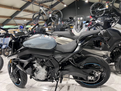 CF Moto 675 NK 