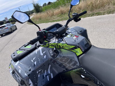 Can-Am Outlander Max 4 WD 850 DPS  ABS T3B 1000 cc