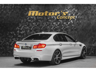 BMW M5 F10 COMPETITION 1/200