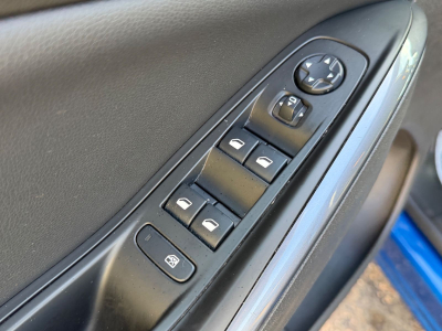 Opel Crossland (X)/Business Innovation