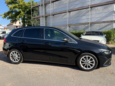 Mercedes-Benz B 180 B B 180 d