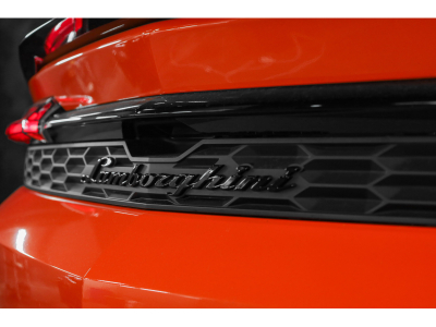 Lamborghini Urus SE - ARANCIO EGON