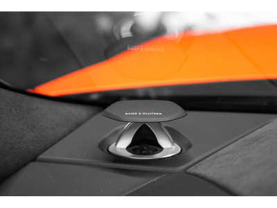 Lamborghini Urus SE - ARANCIO EGON