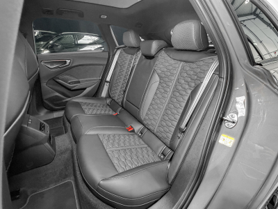 Audi RS5 Audi RS5 Avant Performance/PLATEAU/SOFORT/KERAMIK/CARBONE/ RS Sport Plus/MASSAGE/B&O 3D/21