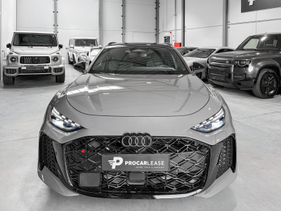 Audi RS5 Audi RS5 Avant Performance/PLATEAU/SOFORT/KERAMIK/CARBONE/ RS Sport Plus/MASSAGE/B&O 3D/21
