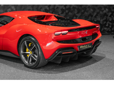 Ferrari 296 GTS ROSSO CORSA