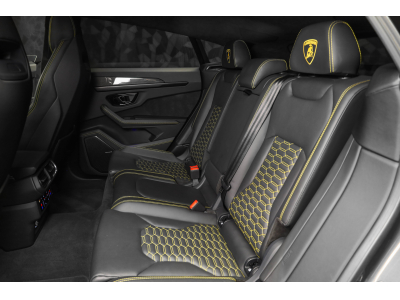 Lamborghini Urus S V8 - AKRAPOVIC