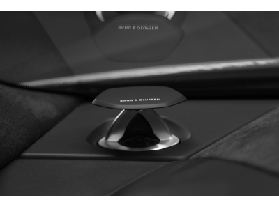 Lamborghini Urus S V8 - AKRAPOVIC