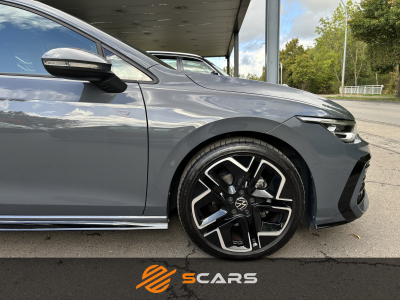 Volkswagen Golf 1.5 TSI R-Line DSG 150cv