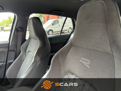 Volkswagen Golf 1.5 TSI R-Line DSG 150cv