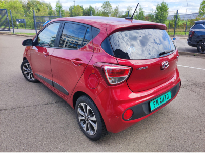 Hyundai i10 i10 AUTO. 1.0i Sky