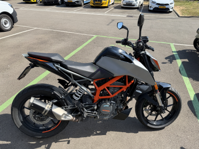 KTM 125 Duke 