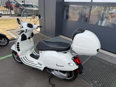 Vespa GTS 300 