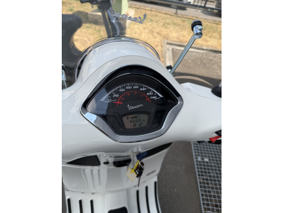 Vespa GTS 300 