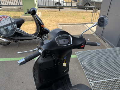 Vespa GTS 300 SuperTech
