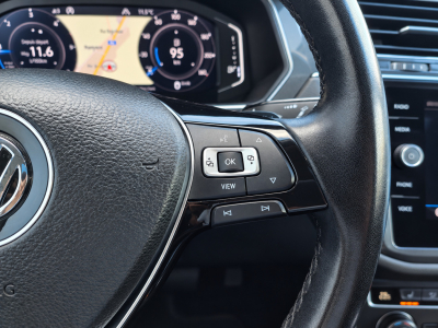 Volkswagen Tiguan Allspace R-Line 2.0 TDI DSG 7 PLACES CARPLAY SIEGE CHAUFFANTS BLUETHOOT TOIT OUVRANT