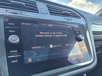 Volkswagen Tiguan Allspace R-Line 2.0 TDI DSG 7 PLACES CARPLAY SIEGE CHAUFFANTS BLUETHOOT TOIT OUVRANT