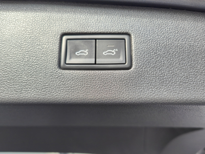 Volkswagen Tiguan Allspace R-Line 2.0 TDI DSG 7 PLACES CARPLAY SIEGE CHAUFFANTS BLUETHOOT TOIT OUVRANT
