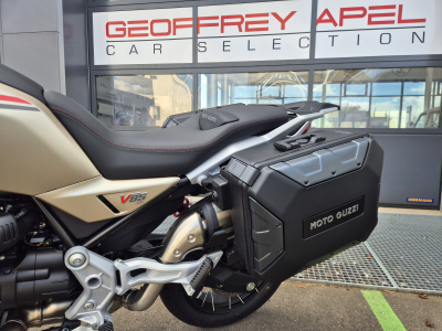 Moto Guzzi V 85 TT TRAVEL