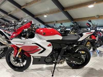 Yamaha R7 70 TH