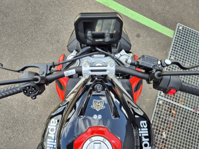 Aprilia Tuono 457 