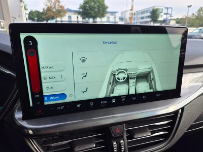 Ford Kuga 2.5 PHEV 243 Auto Titanium