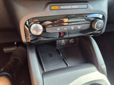 Ford Kuga 2.5 PHEV 243 Auto Titanium