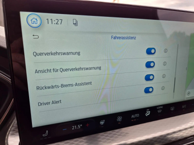 Ford Kuga 2.5 PHEV 243 Auto Titanium