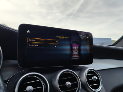Mercedes-Benz GLC 200 PACK AMG 4 MATIC BLUETOOTH SIEGE CHAUFFANT GPS CARPLAY