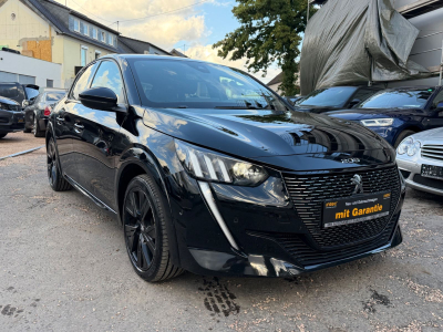 Peugeot 208 GT / KAMERA / LED /