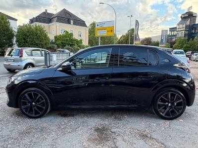 Peugeot 208 GT / KAMERA / LED /