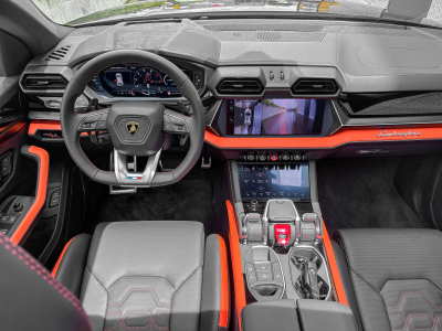 Lamborghini Urus URUS SE/NEW 2025/ STOCK AVAILABLE DIRECTLY