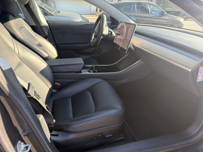 Tesla Model 3 239 KW - 325 CV STANDARD PLUS