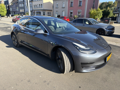 Tesla Model 3 239 KW - 325 CV STANDARD PLUS