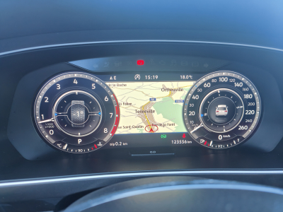 Volkswagen Tiguan 1.4 TFSI R-LINE DSG CARPLAY BLUETOOTH GPS