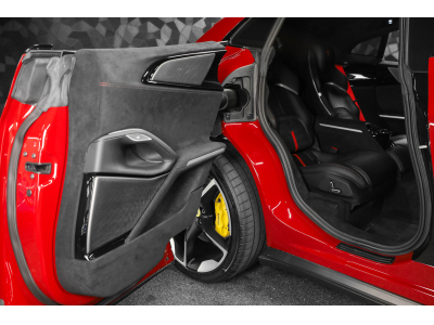 Ferrari Purosangue V12 - ROSSO MUGELLO / FULL CARBONE