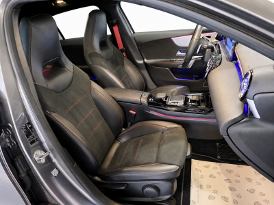Mercedes-Benz A 35 AMG 2.0 TURBO 4MATIC CUIR NAVI