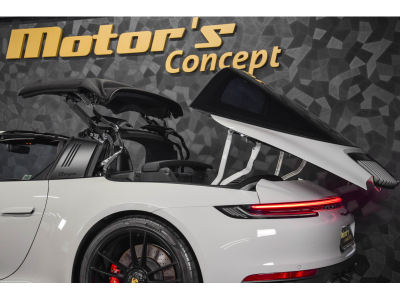 Porsche 992 .1 Targa 4 GTS PDK