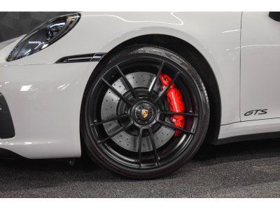 Porsche 992 .1 Targa 4 GTS PDK